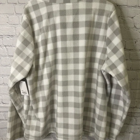 NWT Croft & Barrow Gray Plaid Button-Up Fleece Pullover - Picture 3 of 3